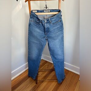 Wedgie Straight Levi’s